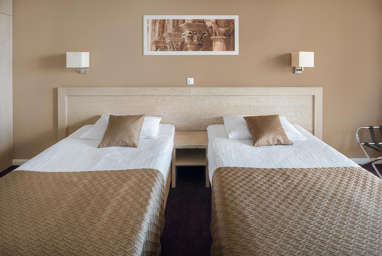 דוברובניק Hotel Adria מראה חיצוני תמונה